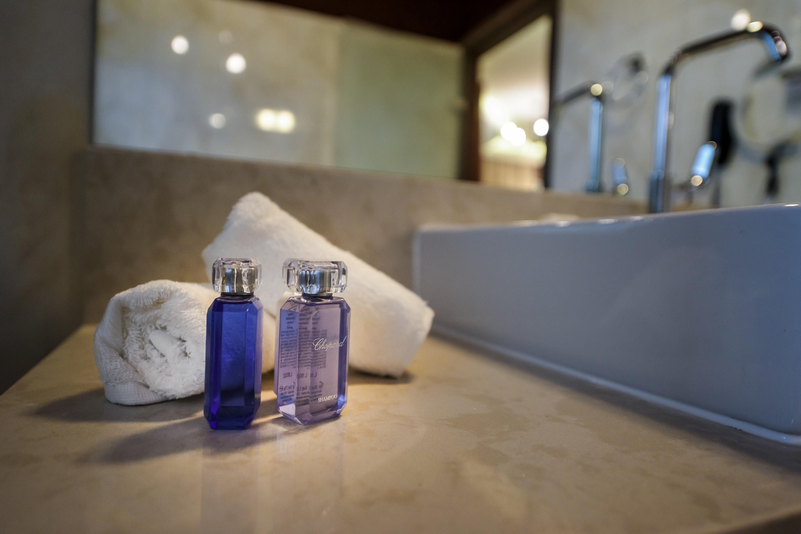 Elegance Luxury Executive Suites - Adults Only トラガキオン エクステリア 写真