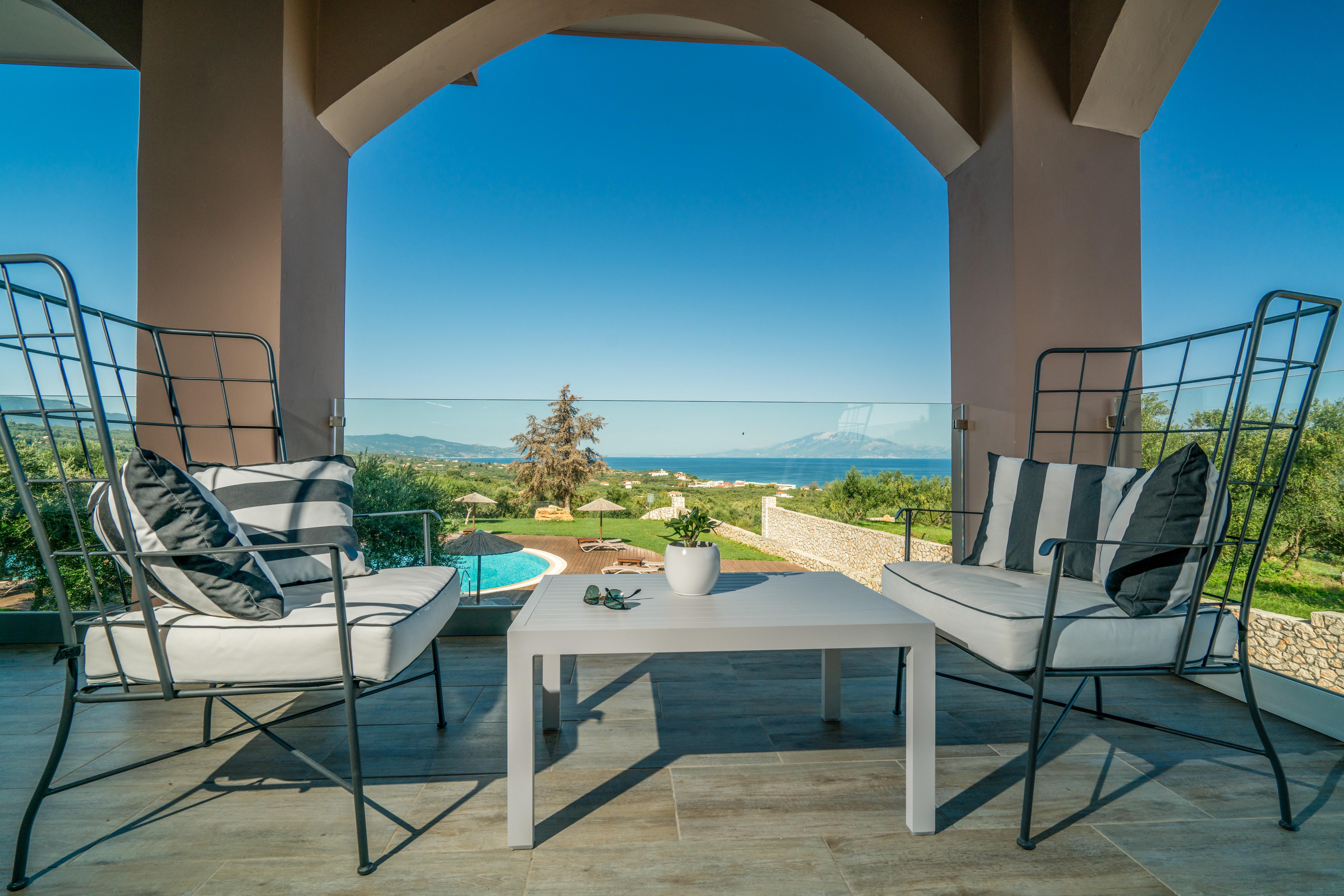 Elegance Luxury Executive Suites - Adults Only トラガキオン エクステリア 写真