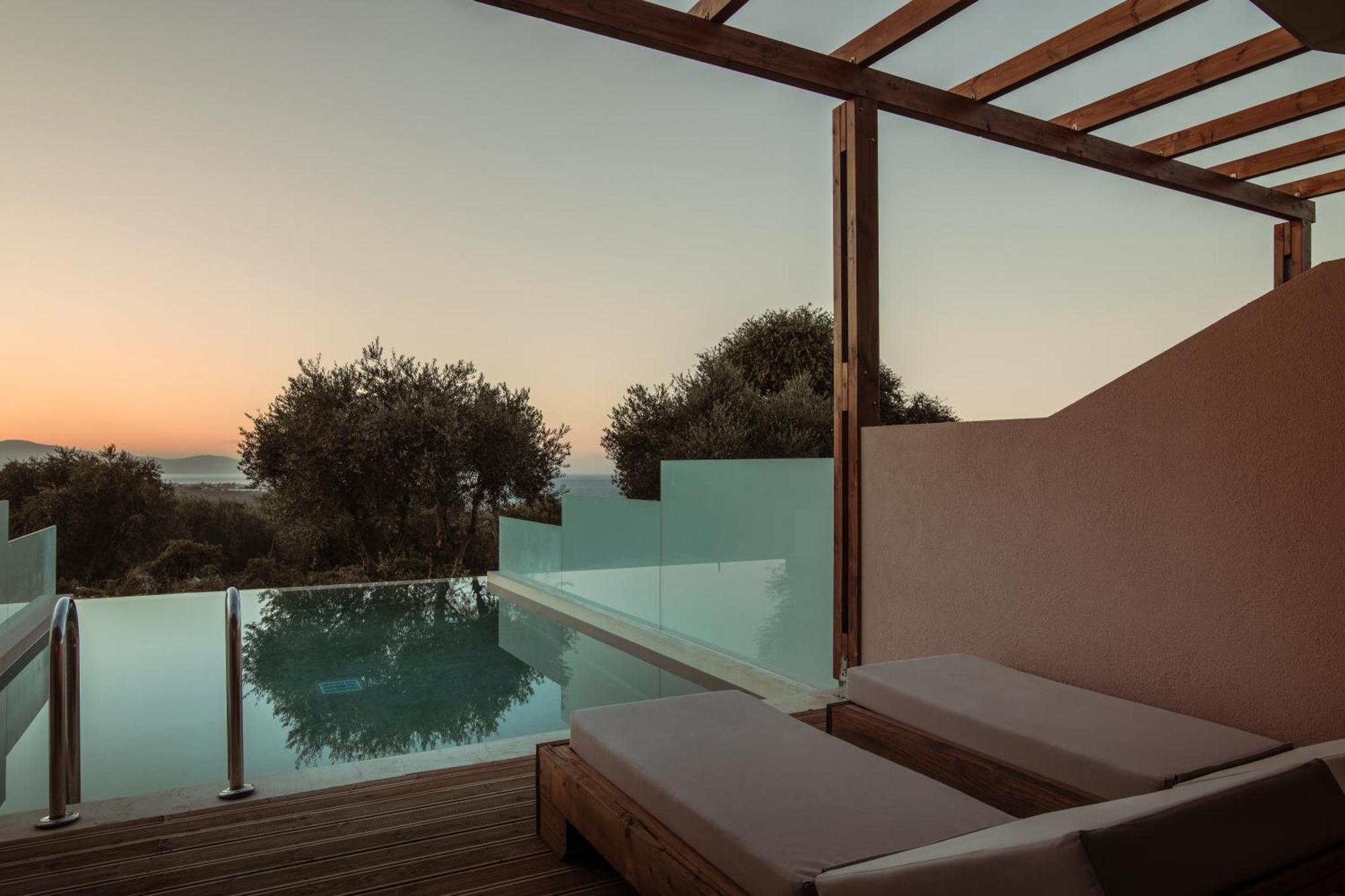 Elegance Luxury Executive Suites - Adults Only トラガキオン エクステリア 写真