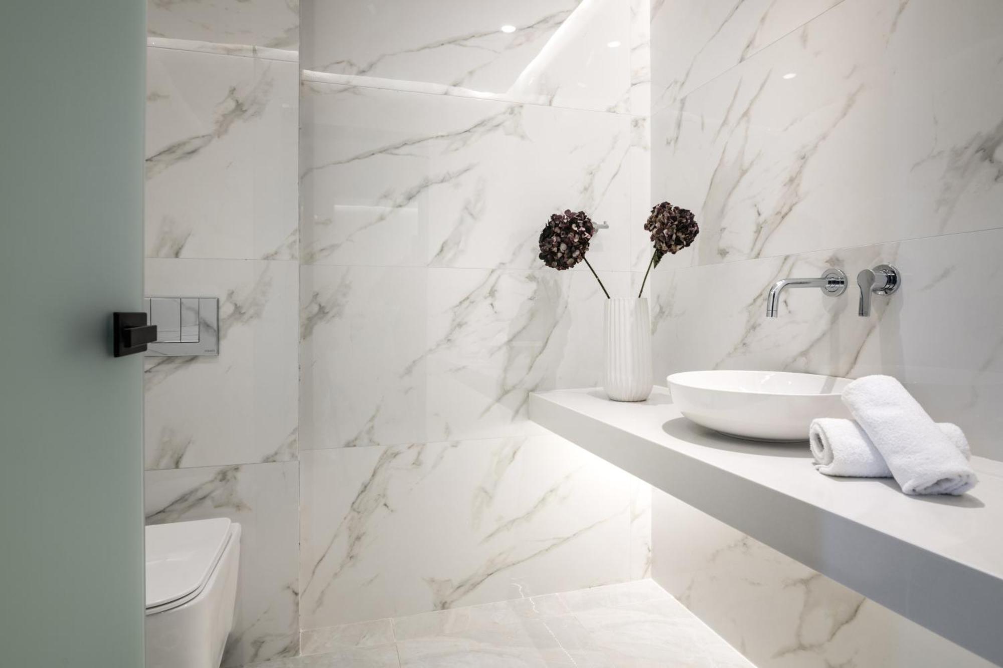 Elegance Luxury Executive Suites - Adults Only トラガキオン エクステリア 写真