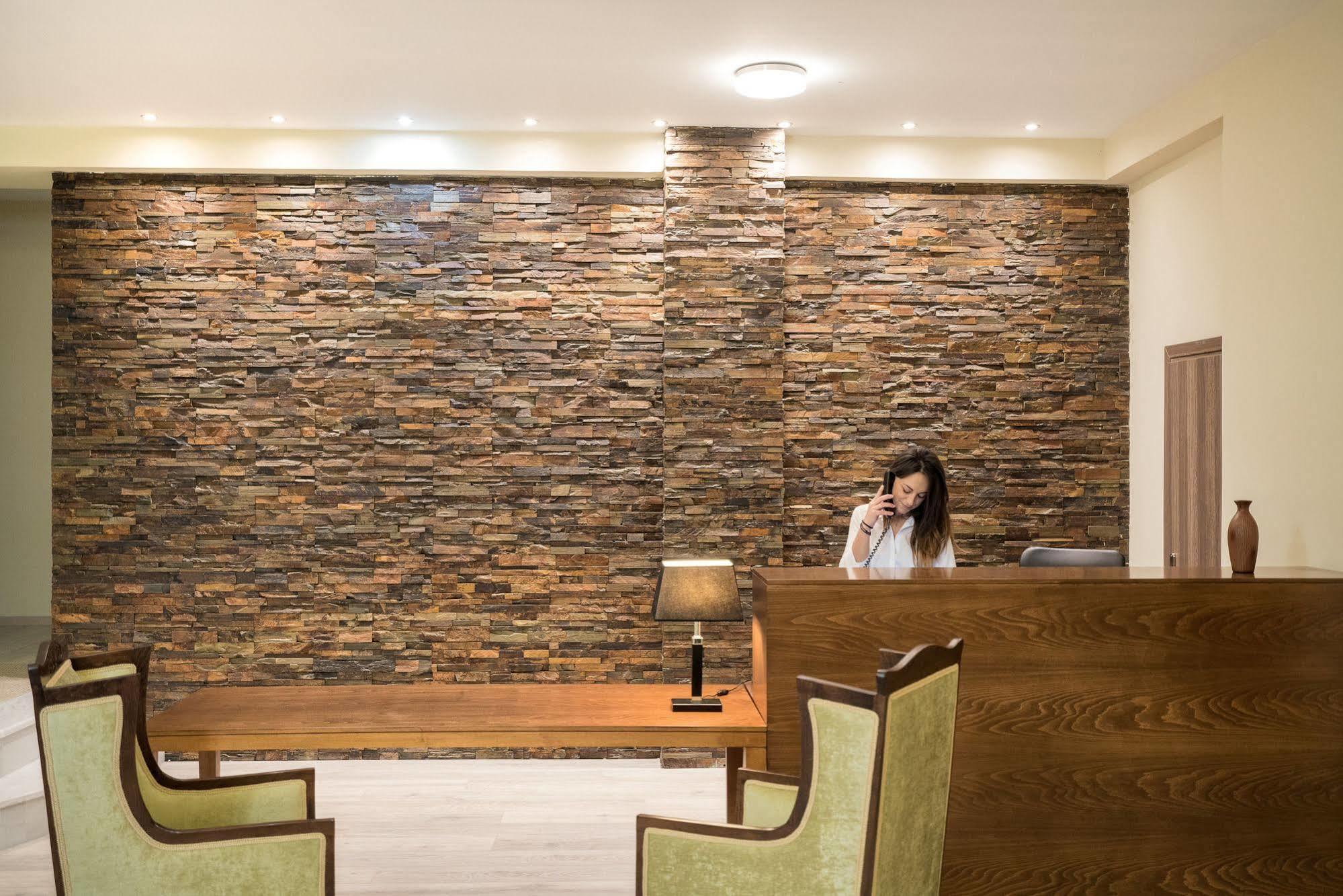 Elegance Luxury Executive Suites - Adults Only トラガキオン エクステリア 写真